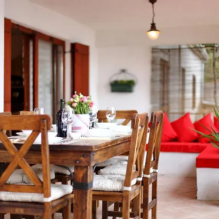 Holiday Donatella Villa *