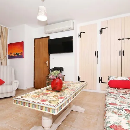Holiday Donatella Villa